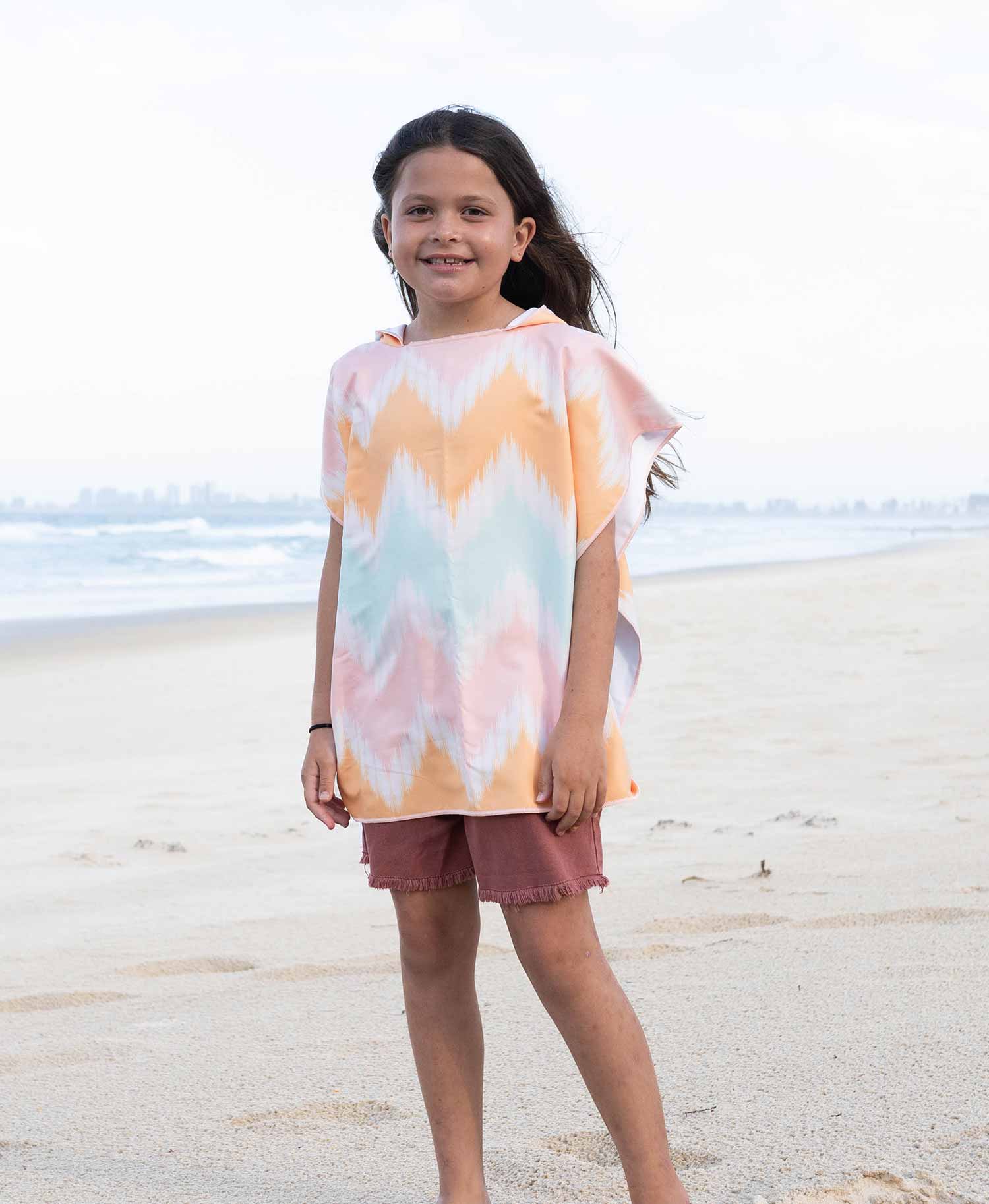 COTTON BEACH SAND FREE YOUTH HOODED PONCHO - Image 2