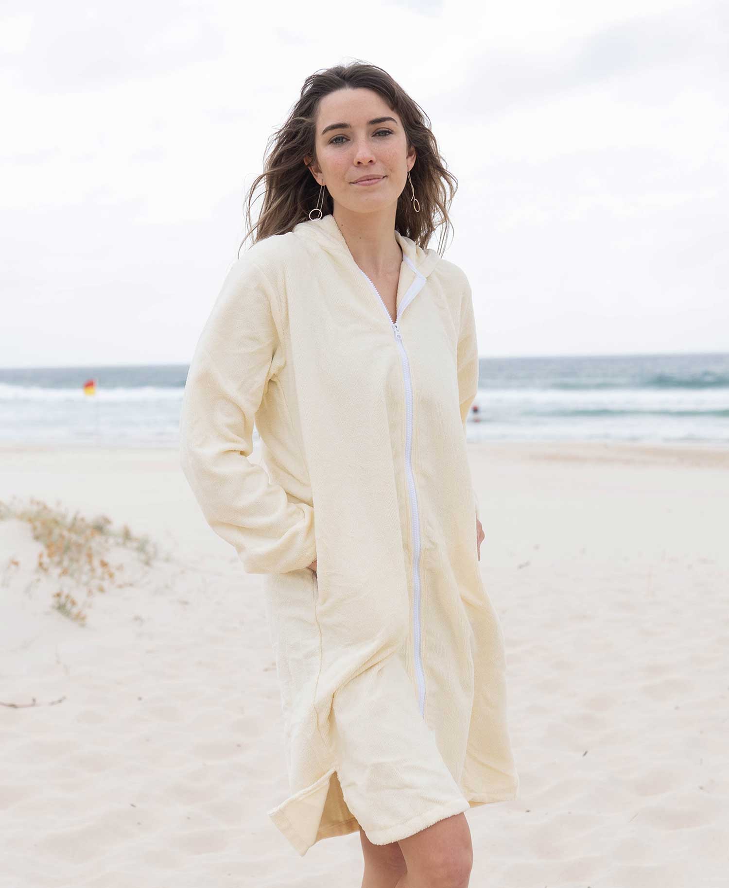 RETRO GROOVE ADULT ZIP TOWEL PONCHO - Image 2